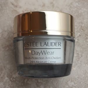 Estée Lauder Day Wear 24H Moisture Creme SPF 15